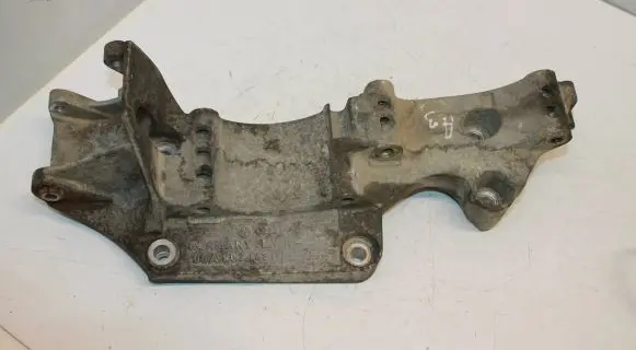 Audi A3 S3 8L Engine mounting bracket 06A903143F
