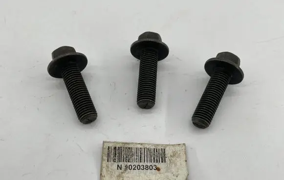 Volkswagen PASSAT B6 Nuts/bolts N10203803