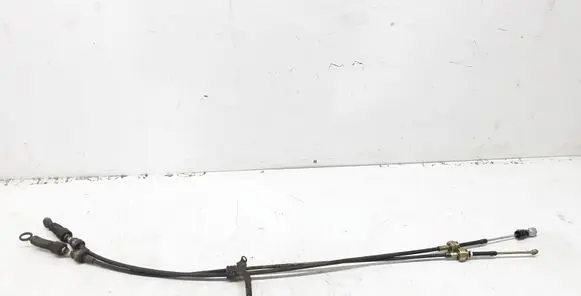 Toyota Avensis T220 Gear shift cable linkage