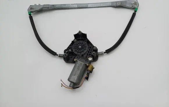 Renault Clio II Front door window regulator with motor 0130821690 77008422