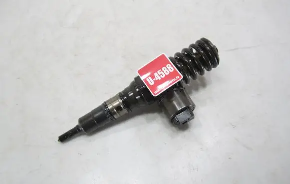 Fuel injector