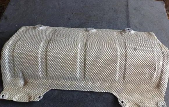 BMW 4 F32 F33 Heat shield in engine bay 7241777 24640010 995V7
