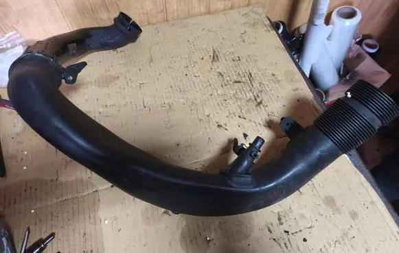 Volvo S80 Intercooler hose/pipe 30741235 D37DA