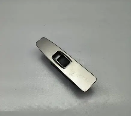 Mitsubishi Pajero Electric window control switch 8608A143 C8DD618M 18Y6D6