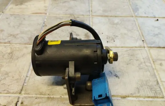 Opel Omega B2 Accelerator pedal position sensor 0281002297 186300802 09129106