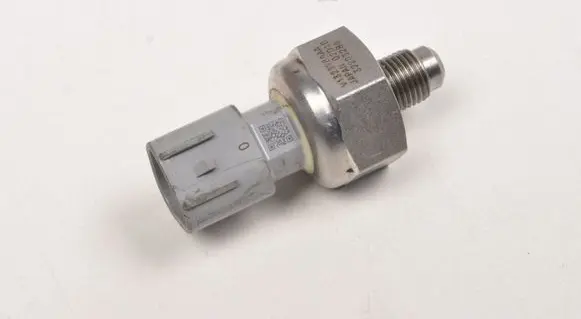 Volvo XC60 Fuel pressure sensor 32203286