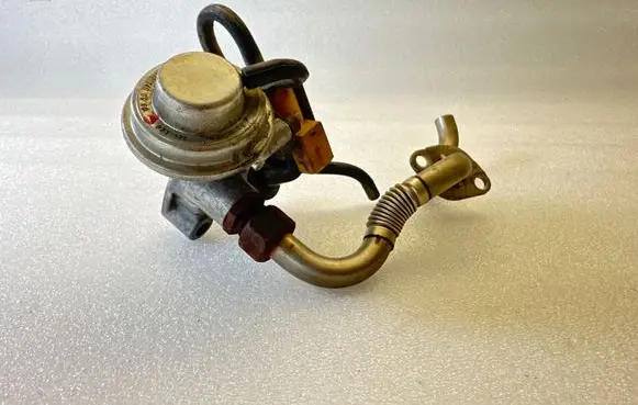 Mercedes-Benz CLK A209 C209 EGR valve A1121400060