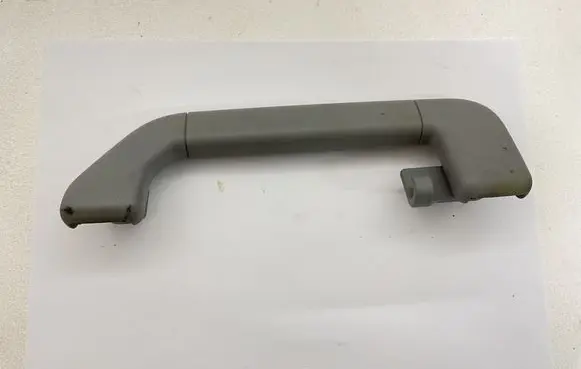 Volkswagen Touareg I Front interior roof grab handle 7L0857608A