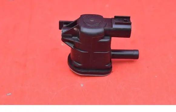 Toyota Corolla E10 Vacuum valve 9091012276