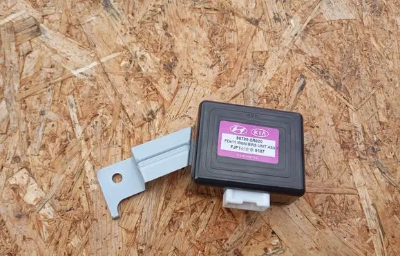 Hyundai i30 Parking PDC control unit/module 957002R020