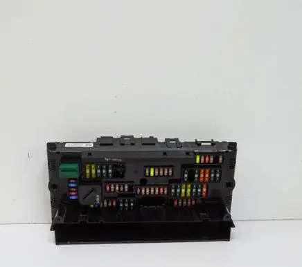 BMW 5 F10 F11 Fuse box set 9210861