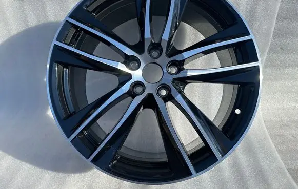 Seat Leon (5F) R19 alloy rim 5F0601025AC