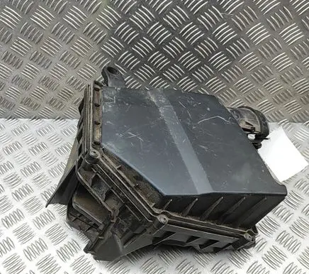Air filter box