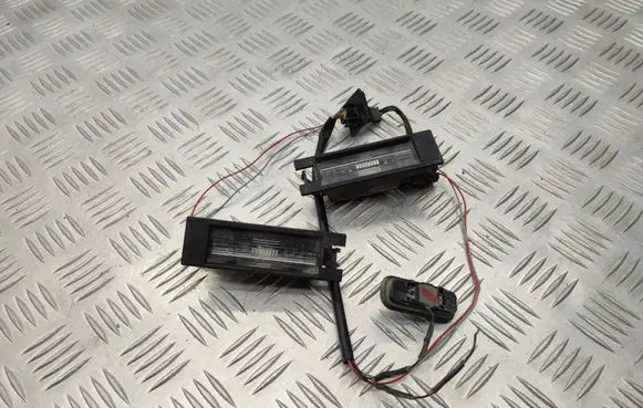 Opel Meriva B Tailgate opening switch 