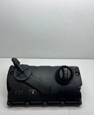 Volkswagen PASSAT B5.5 Rocker cam cover 038103475N PA66GF35