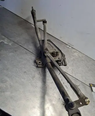 Audi A4 S4 B5 8D Front wiper linkage and motor 8D2955023