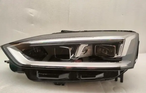 Audi A5 Headlight/headlamp