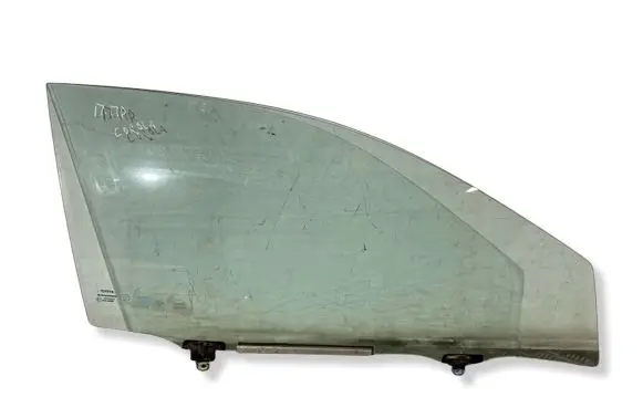 Toyota Corolla E140 E150 Front door window glass four-door 43R00086