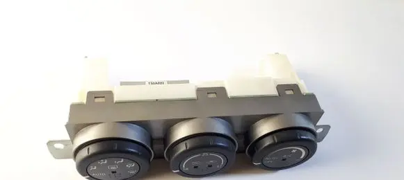 Nissan X-Trail T30 Climate control unit 27500EQ310