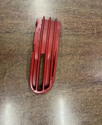Volvo V50 Front bumper lower grill 30657010