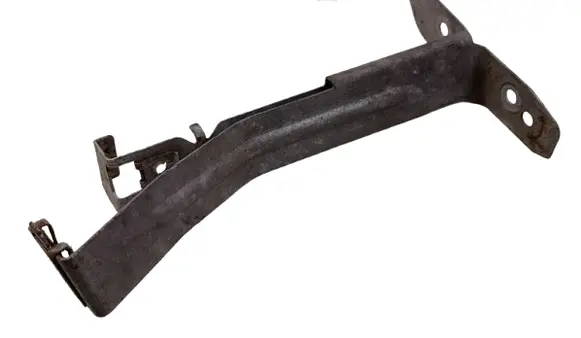 Mercedes-Benz E W212 Front bumper mounting bracket A2045241340
