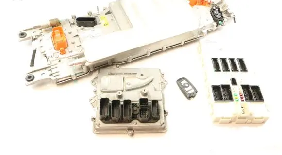 BMW 3 F30 F35 F31 Voltage converter inverter 8602343 12148602343 8604275