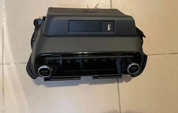 Mazda 2 Interior fan control switch 55900ODM80