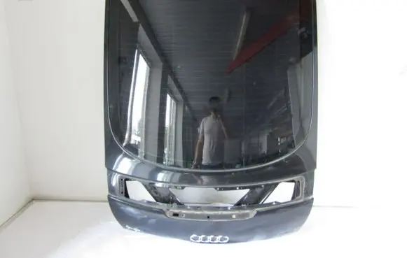 Tailgate/trunk/boot lid
