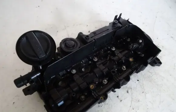 BMW 3 E90 E91 Rocker cam cover 15265812