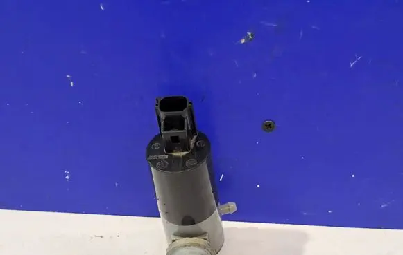 Jaguar F-Type Windscreen/windshield washer pump 150804A 1019873001