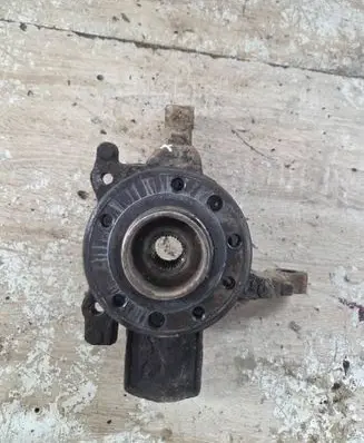 Opel Astra H Front wheel hub