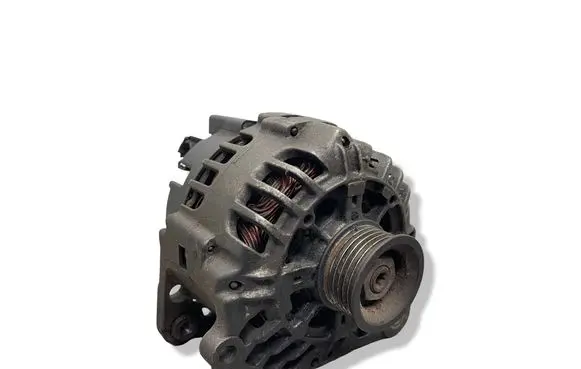 Volkswagen Polo IV 9N3 Generator/alternator 03D903025H 308004864 2542747F