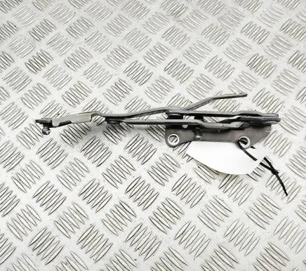 Mitsubishi Lancer Tailgate/trunk/boot hinge 5923A014