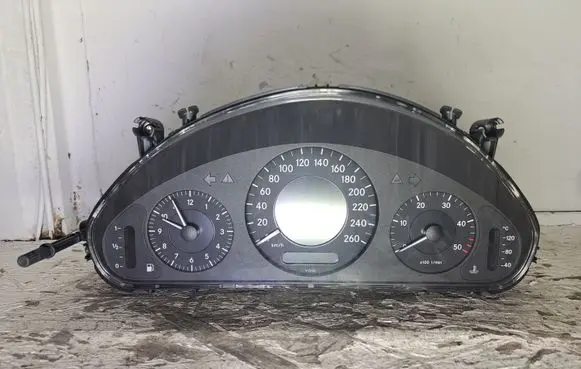 Mercedes-Benz E W211 Speedometer (instrument cluster) A2114407211 110080382059
