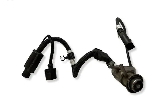 Volkswagen Touareg III AdBlue injector 4G0131113E 0444025082 171118191514