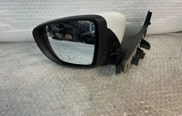 Renault Zoe Front door electric wing mirror 