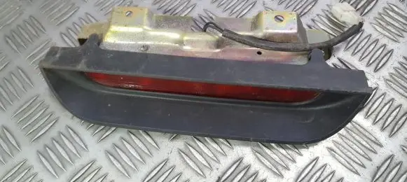 Mitsubishi Carisma Third/center stoplight 0996400