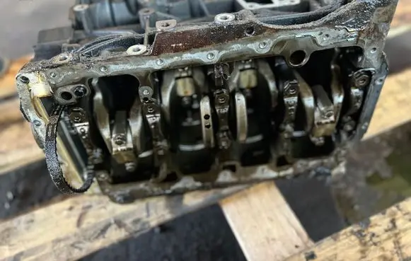 Skoda Octavia Mk2 (1Z) Engine block CAYN 03L021B 80HBH