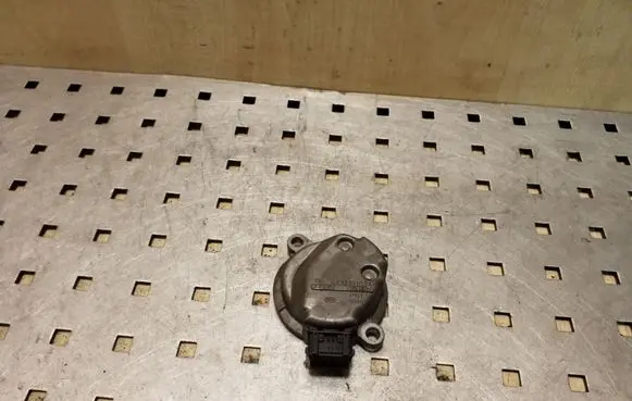 Camshaft position sensor