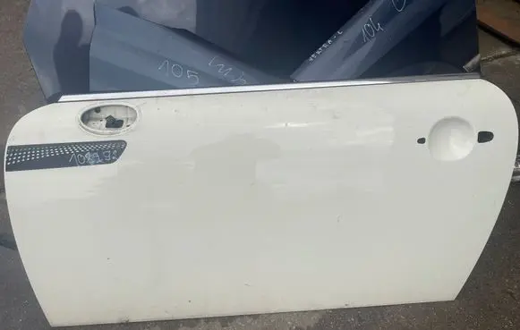 Door (2 Door Coupe)