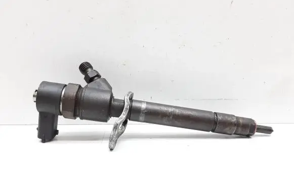 Volvo V70 Fuel injector 30777526 0445110298