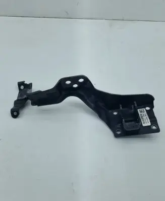Ram 1500 DT Engine mounting bracket 68321773AB ARP0411 Z7638D