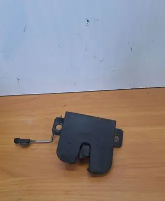 Tailgate/trunk/boot lock/catch/latch