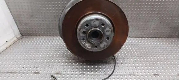 Front wheel hub