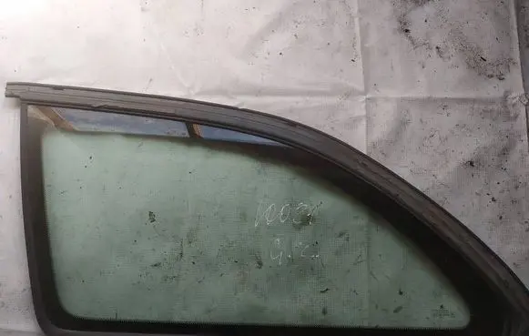 Chevrolet Captiva Rear side window as2