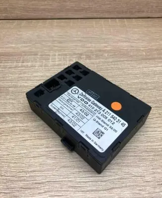 Mercedes-Benz E W211 Gateway control module A2115403145