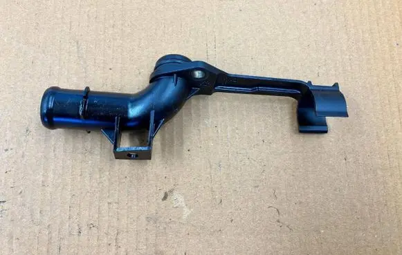 Mercedes-Benz C W203 Engine coolant pipe/hose A2712001352