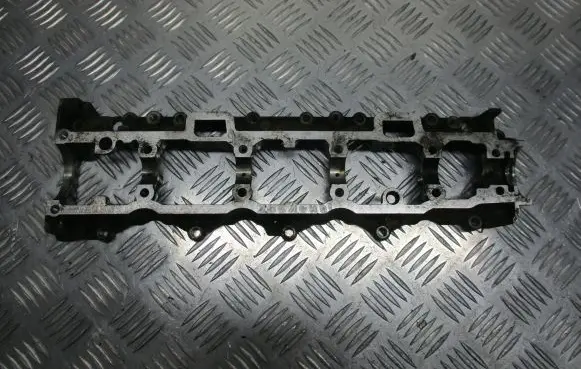 Peugeot 206 Camshaft holder 