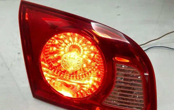Hyundai Santa Fe Tailgate rear/tail lights 924052B000