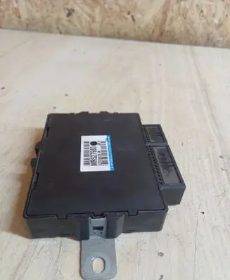 Mitsubishi Colt ABS control unit/module MR527980 X2T32573